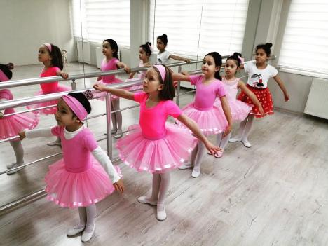 Galeri - Ümraniye Sanat Akademisi - Ümraniye Sanat Okulu