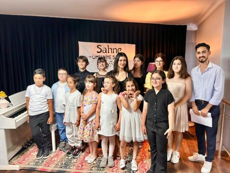 Galeri - Ümraniye Sanat Akademisi - Ümraniye Sanat Okulu